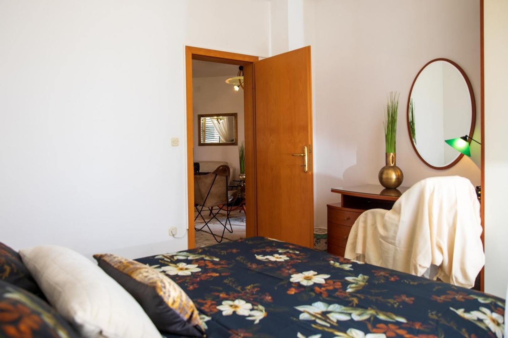 Villa Mareonda - Apartments Sussurro Rovinj Eksteriør billede
