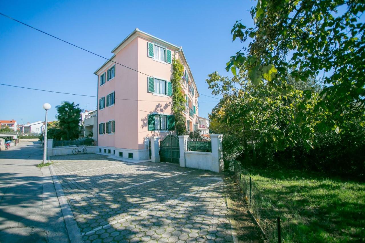 Villa Mareonda - Apartments Sussurro Rovinj Eksteriør billede